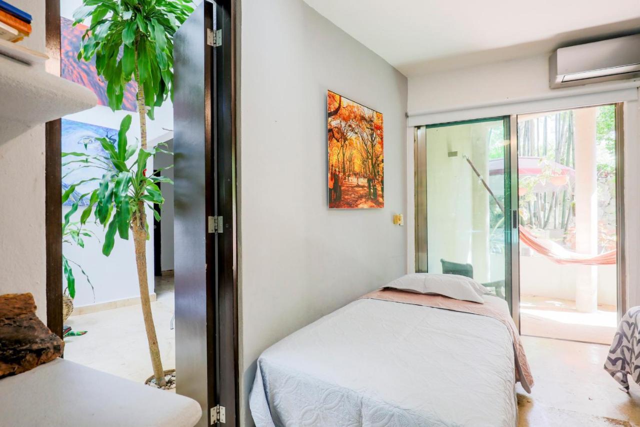 Guest House La Aldea Holistic Experience Cancún Exterior foto